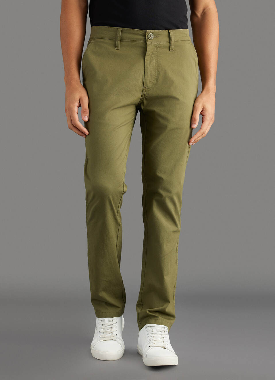 Men Green Solid Straight Fit Mid Rise Chinos, , large image number 2