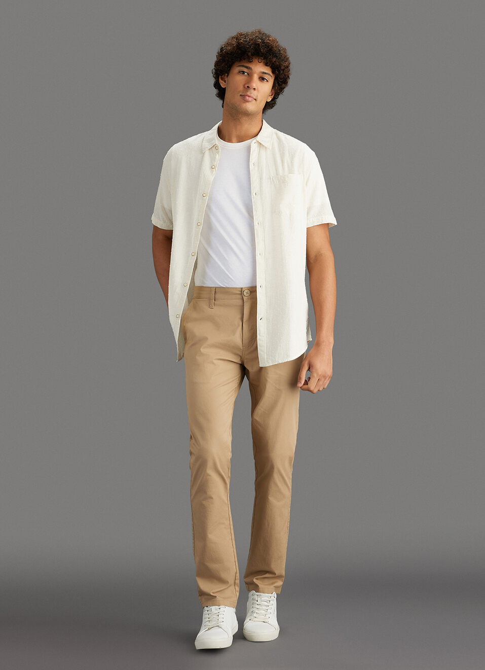 Men Beige Solid Straight Fit Mid Rise Chinos, , large image number 1