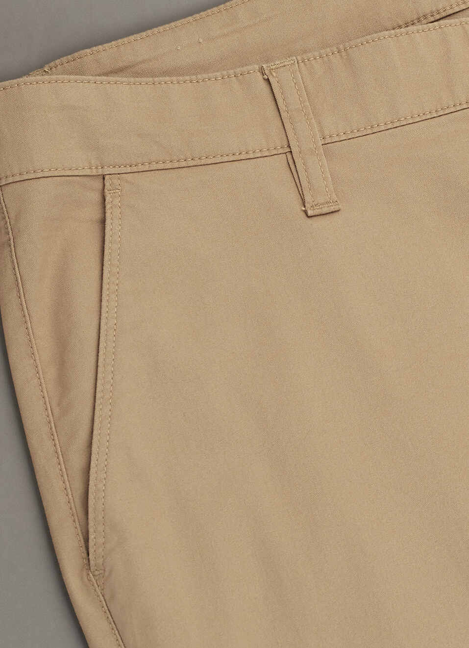 Men Beige Solid Straight Fit Mid Rise Chinos, , large image number 5