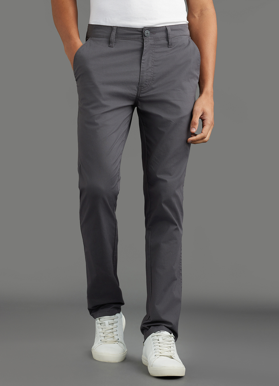 Men Grey Mid Rise Straight Fit Chino Pants, , large image number 2