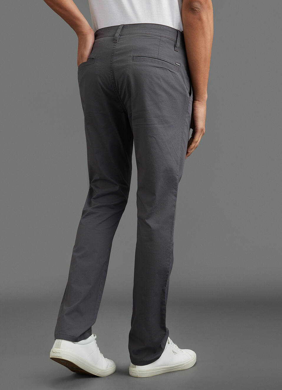 Men Grey Mid Rise Straight Fit Chino Pants, , large image number 3