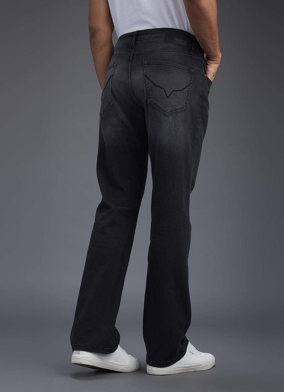 Men Black Bootcut Mid Rise Stretchable Jeans, , large image number 3