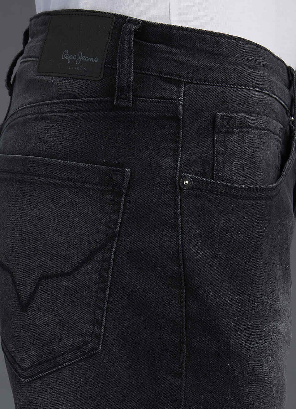 Men Black Bootcut Mid Rise Stretchable Jeans, , large image number 4