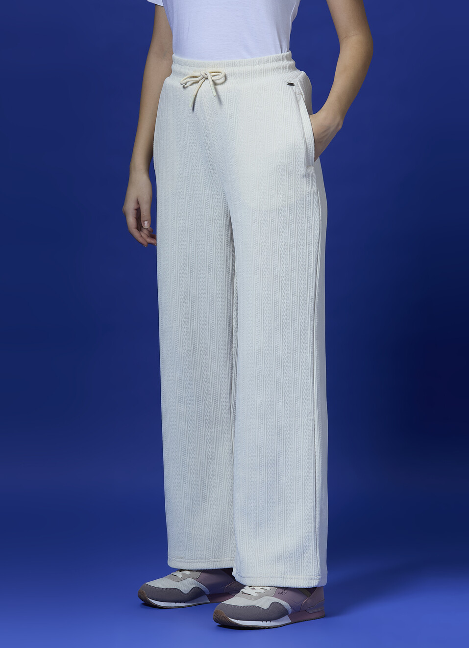 White Textured Wide Leg Sweatpants, , large image number 3