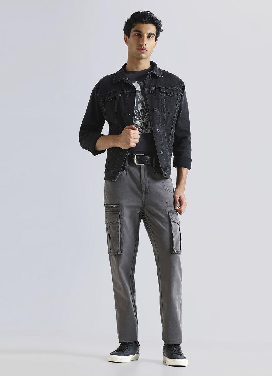 Black Mid Waist Madrid Fit Cargo Pants, , large image number 3