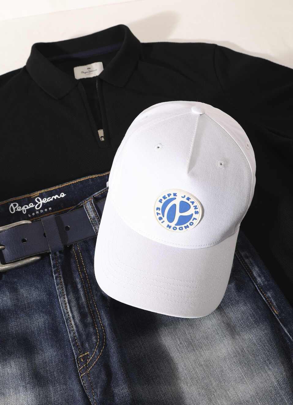 White Silicon Badge Sports Cap, , large image number 3