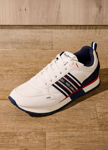 White 3d Logo Anti-skid Running Sneakers