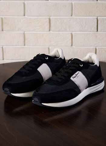 Black Anti-skid Fashion Sneakers