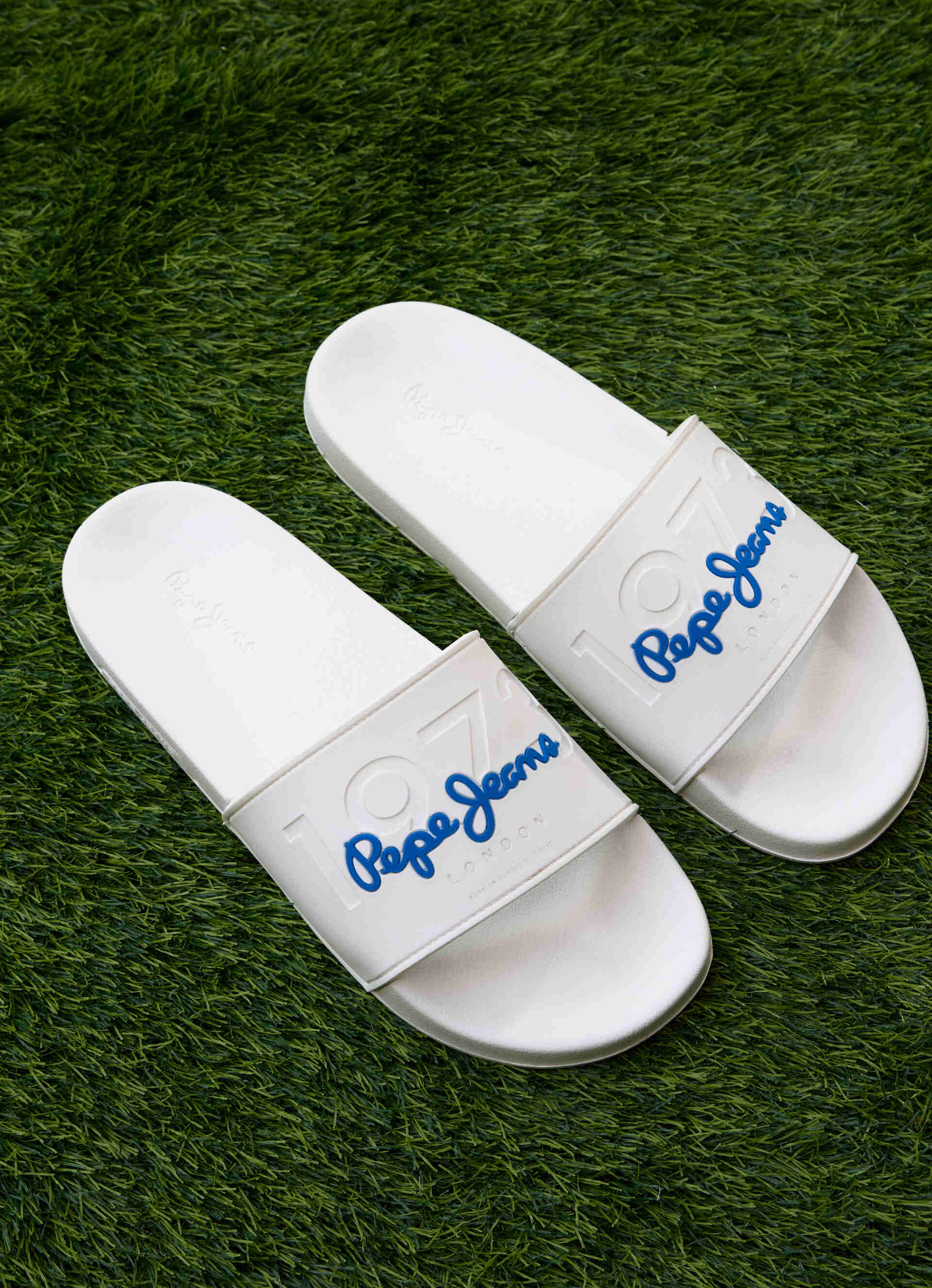 White Lightweight Beach Slides With Embossed Logo Print, , large image number 7