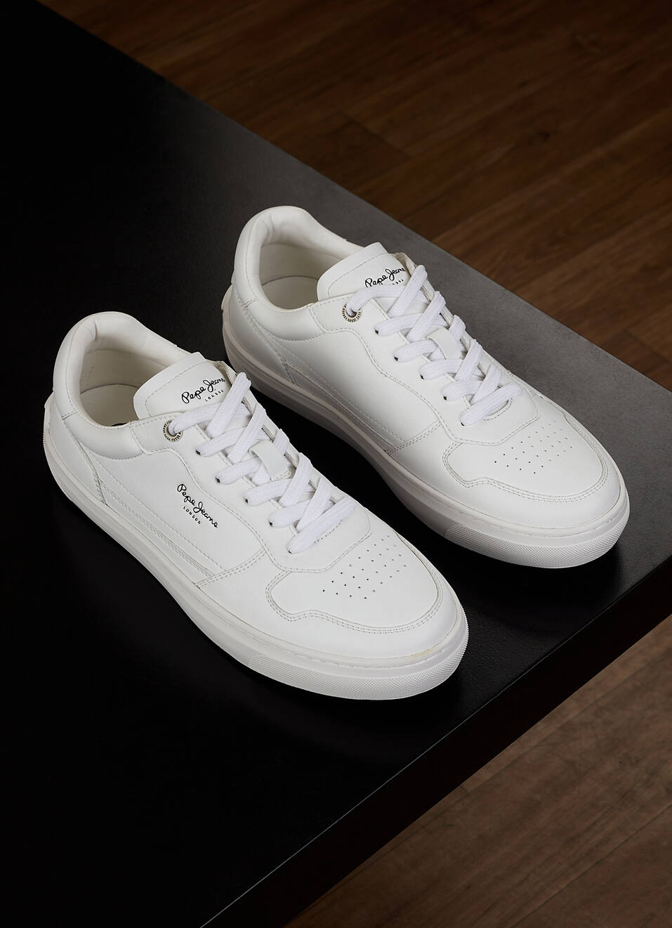 Off White Retro Anti-skid Cupsole Sneakers, , large image number 0