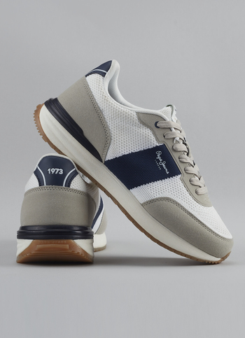 Men White Anti-skid Outsole Sneakers