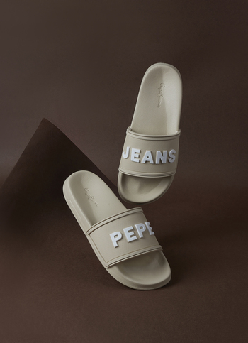 Men Beige Slides With Arch Fit Footbed & Bold 3d Branding