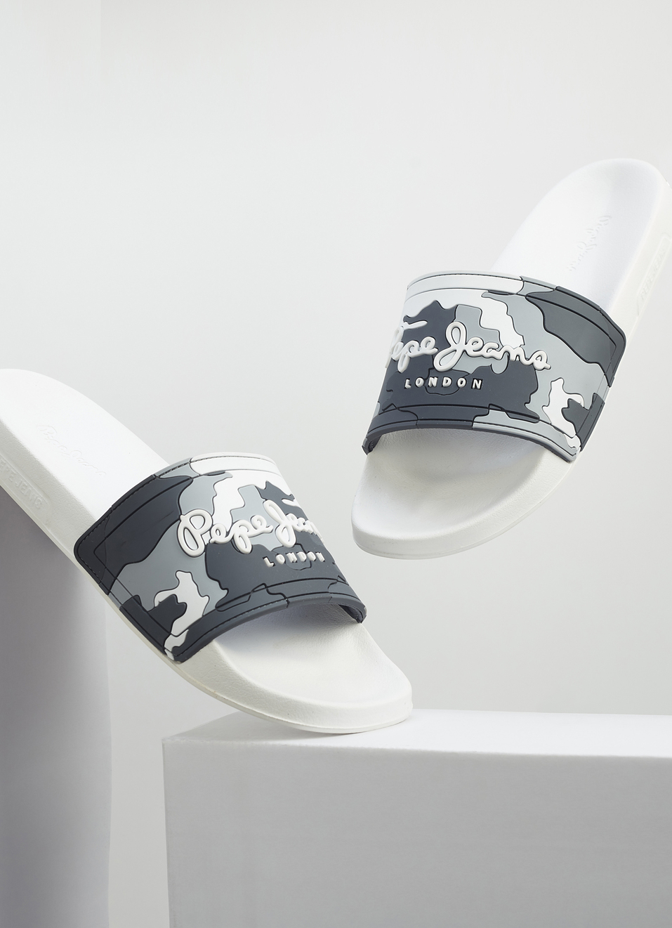 Men White Camouflage Slip On Slides, , large image number 0