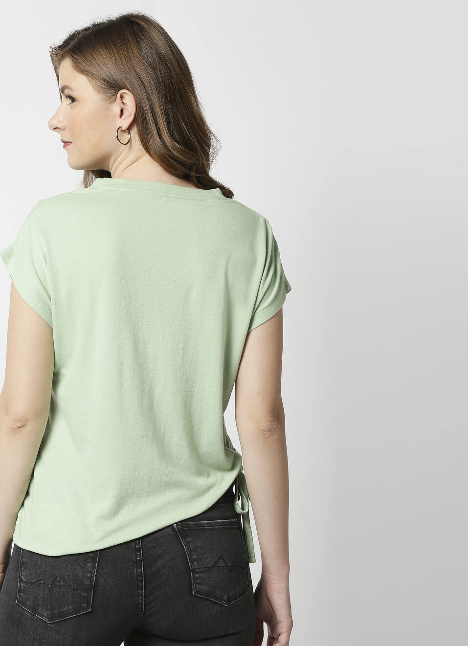 Holly Statement Graphic T-Shirt, , large image number 2