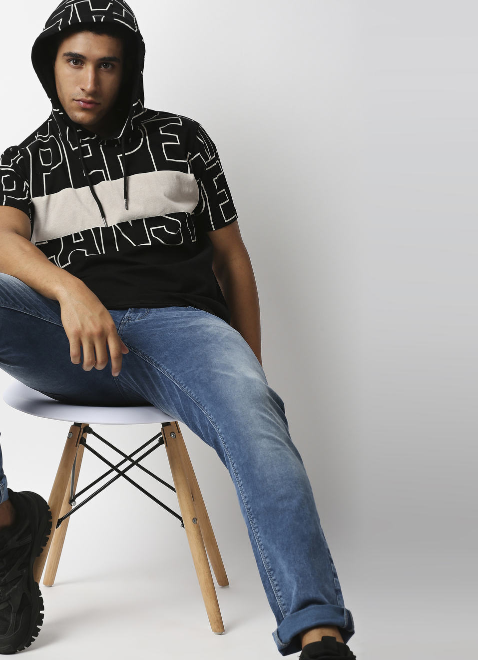 Buster Graphic Printed Hooded Tshirt, , large image number 2