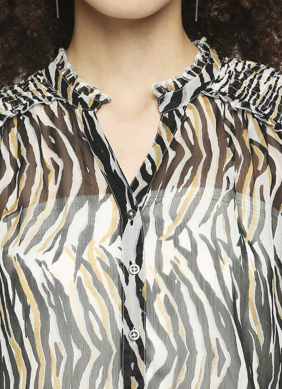 Madeline Animal Print Blouse With Shoulder Stitch Details, , large image number 4