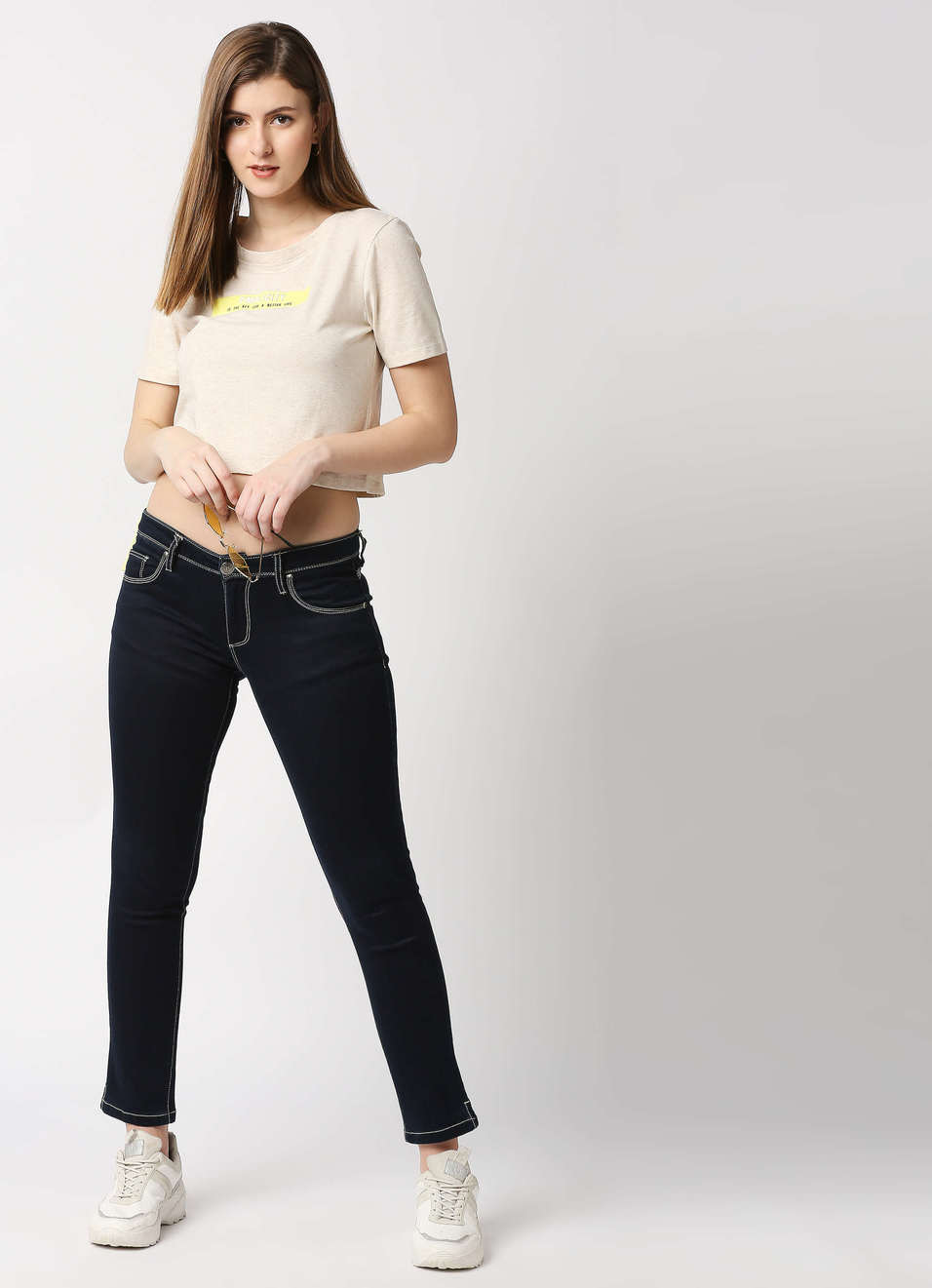 Adeline Cropped T-Shirt, , large image number 3