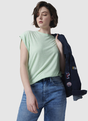 Extended Sleeves Green T-shirt