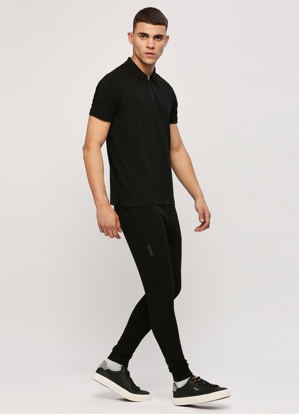 Black Buttoned Neck Short Sleeve Polo, , large image number 7