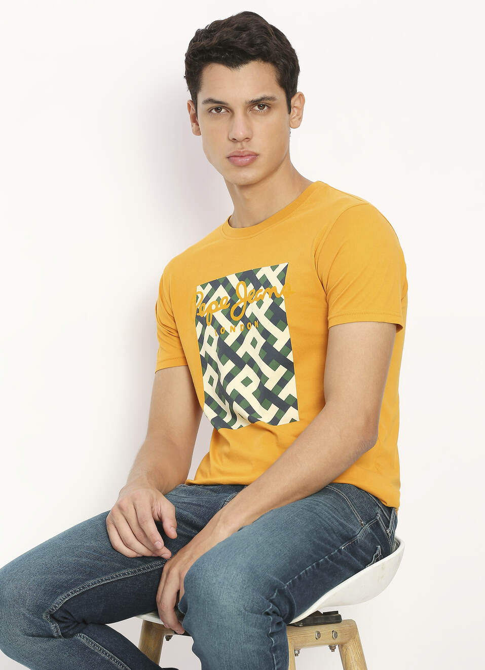 Geometric Flock Print Short Sleeve T-shirt, , large image number 0