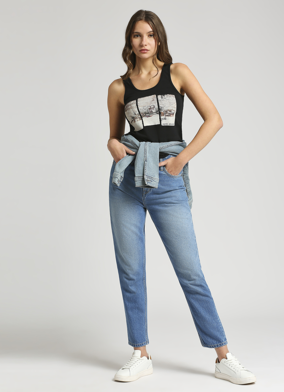 Black Photographic Print Sleeveless T-back Top, , large image number 5