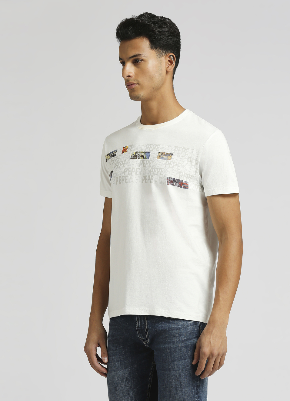 White Brand Carrier Print Short Sleeve T-shirt, , large image number 3