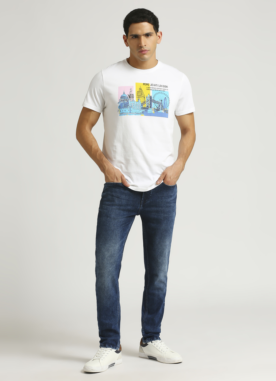 White Graphic Printed Short Sleeve T-shirt, , large image number 3