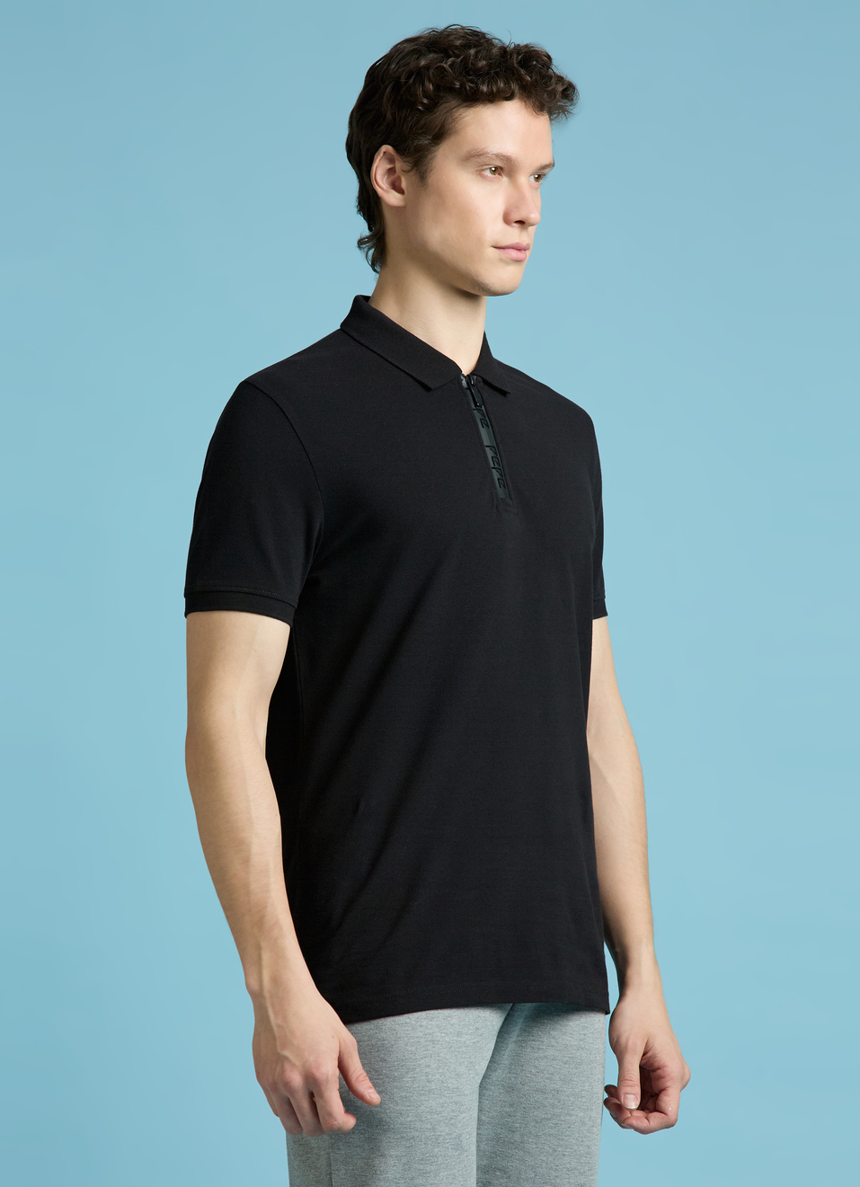 Black Short Sleeves Zipper Stretch Polo, , large image number 3