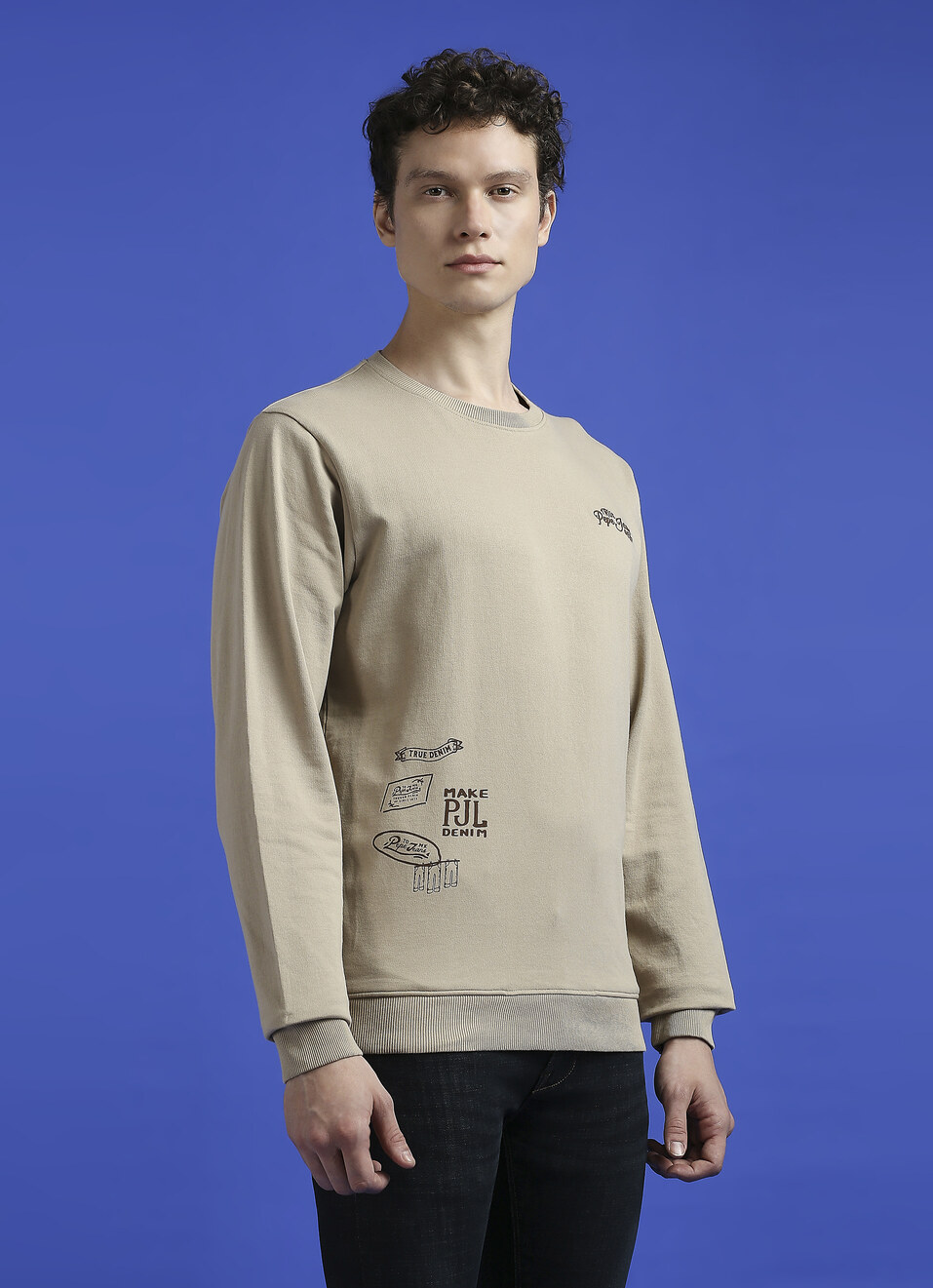 White Graphic Print Full-sleeve Sweatshirt, , large image number 3