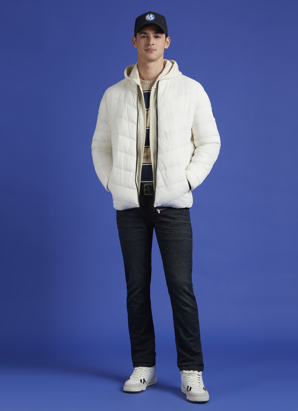 White Full Sleeve Full Sleeve Puffer Jacket, , large image number 5