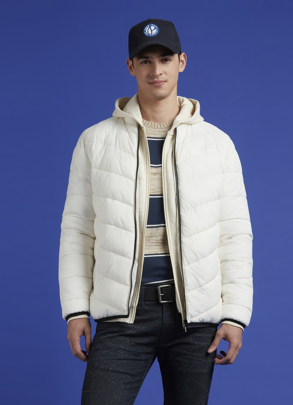 White Full Sleeve Full Sleeve Puffer Jacket, , large image number 0