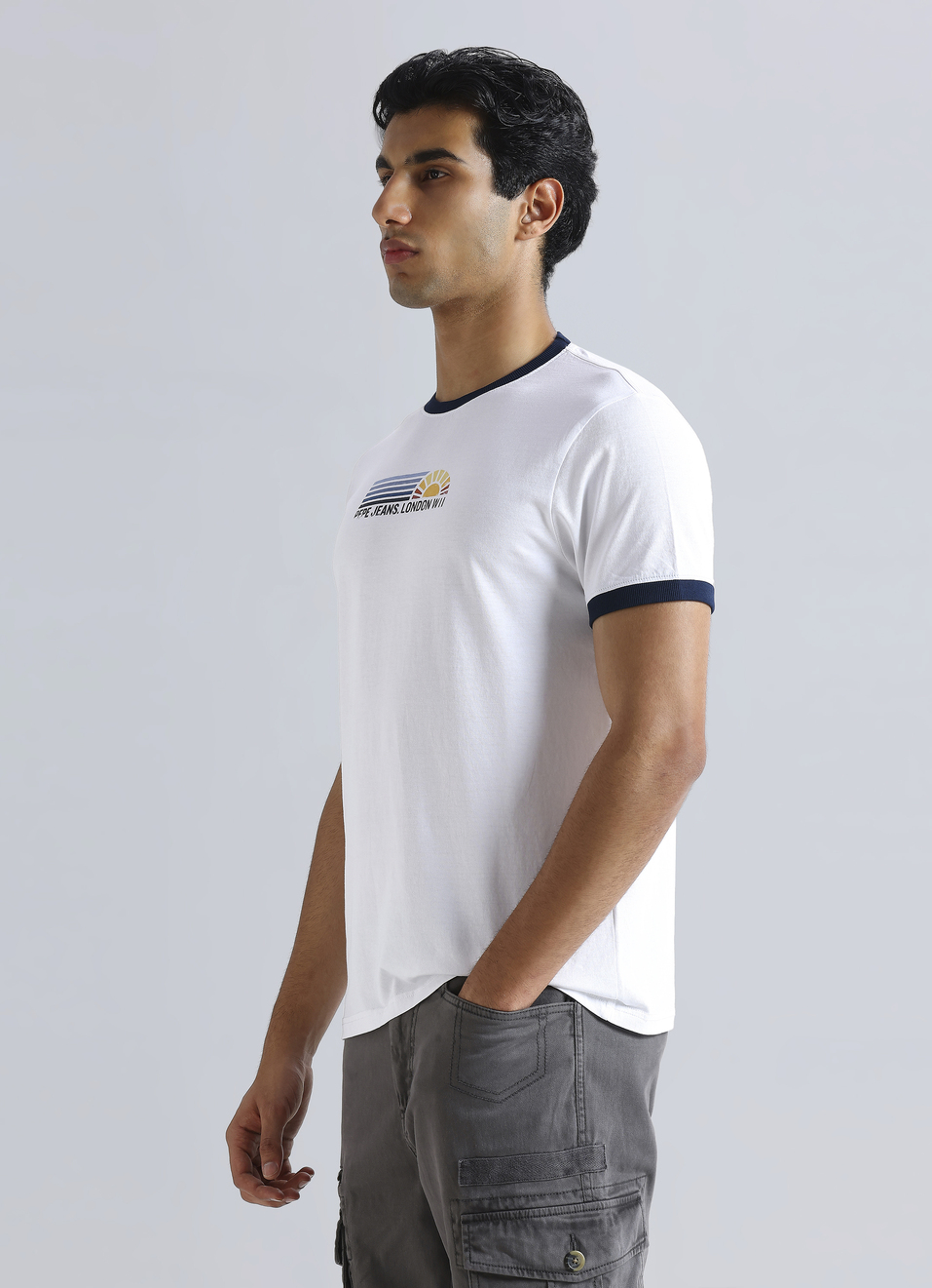 White Graphic Print Short Sleeve T-shirt, , large image number 3