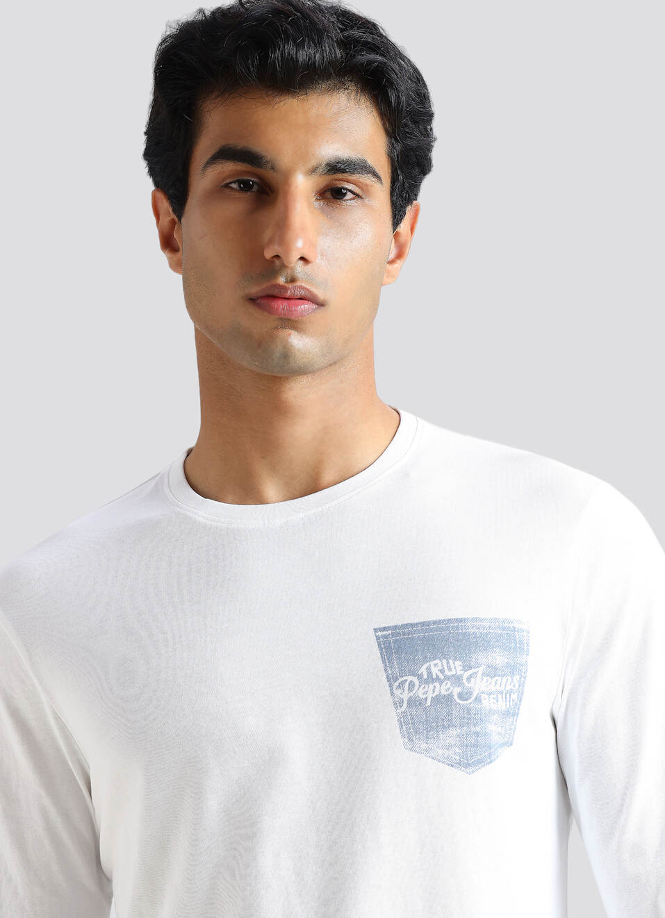 Off White Graphic Print Full Sleeve T-shirt, , large image number 4