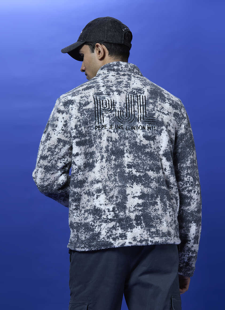 Black Abstract Print Full Sleeve Jacket, , large image number 2