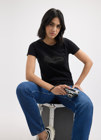 Women Black Embellished Short Sleeve T-shirt