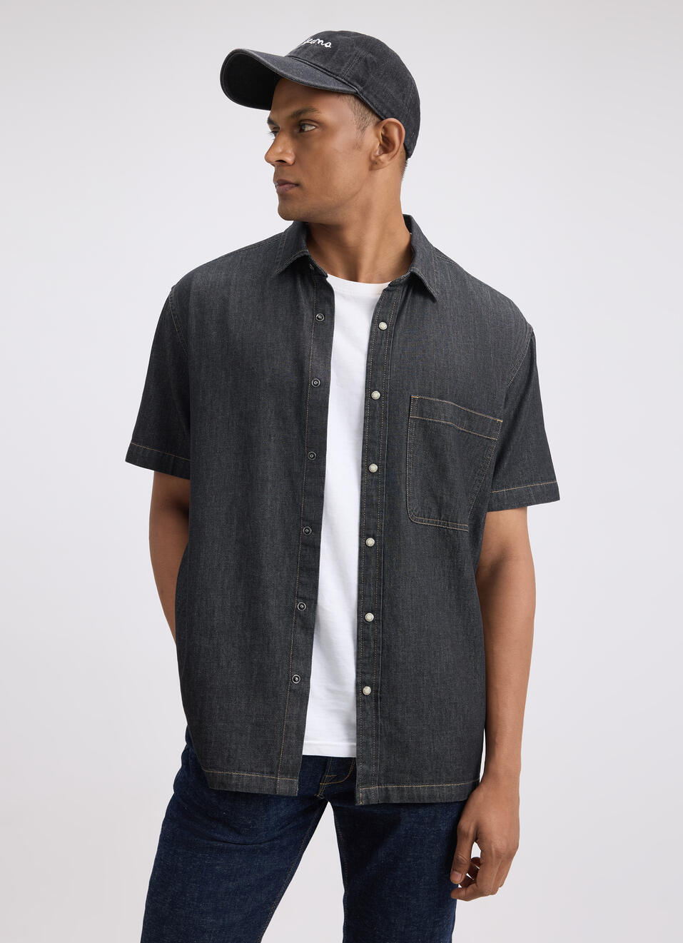 Men Black Short Sleeve Oversized Denim Shirt, , large image number 0