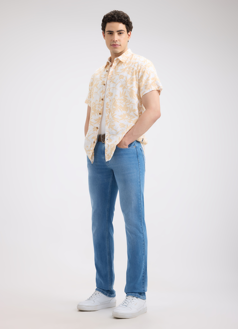 Men Beige Botanical Print Short Sleeve Shirt, , large image number 5