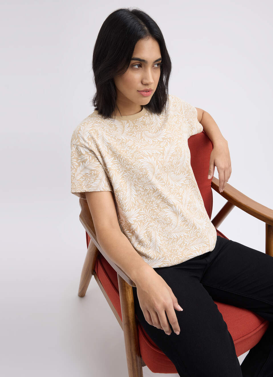 Women Beige Leaf Print Short Sleeve T-shirt, , large image number 0