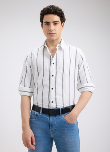 Men White Stripe Full Sleeve Shirt