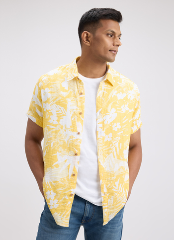 Men Yellow Floral Print Short Sleeve Shirt