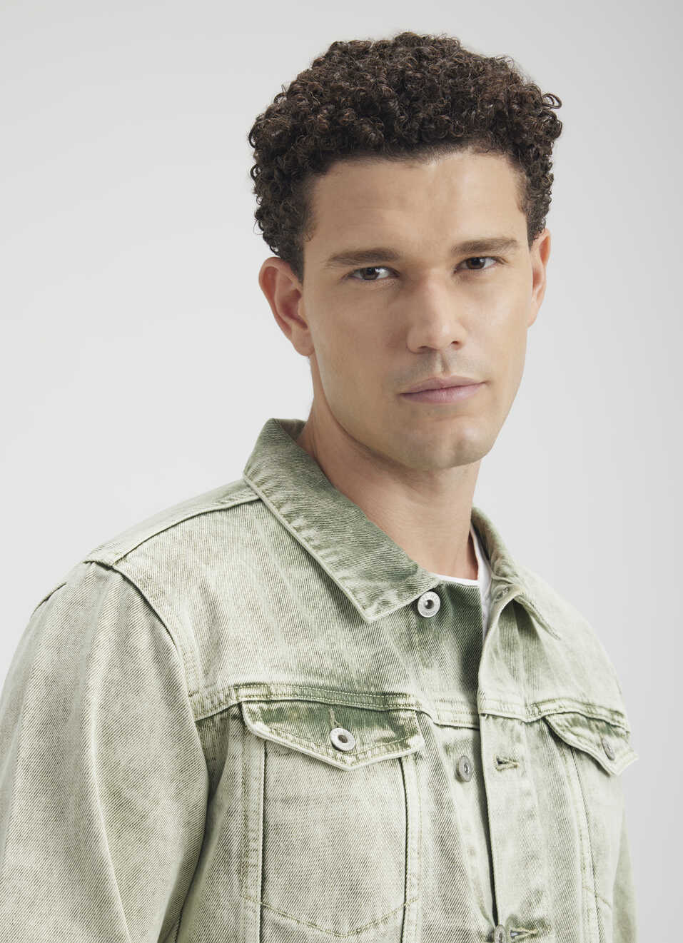 Men Green Full Sleeve Trucker Jacket, , large image number 4