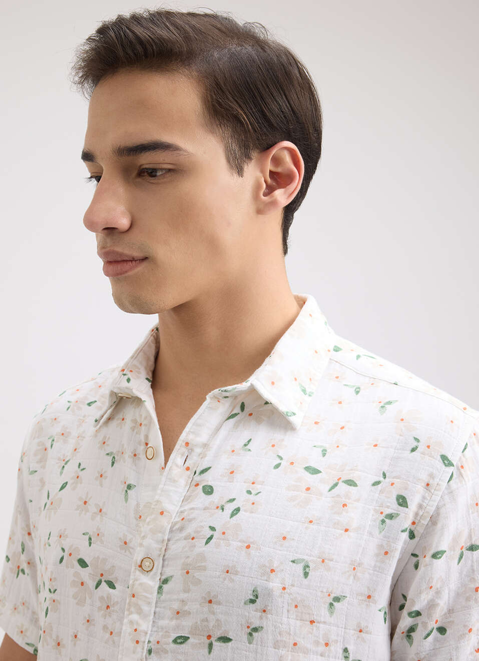 Men White Floral Print Short Sleeve Shirt, , large image number 4