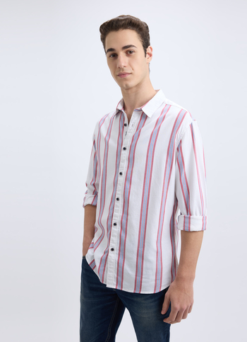 Men White Vertical Stripe Full Sleeve Shirt