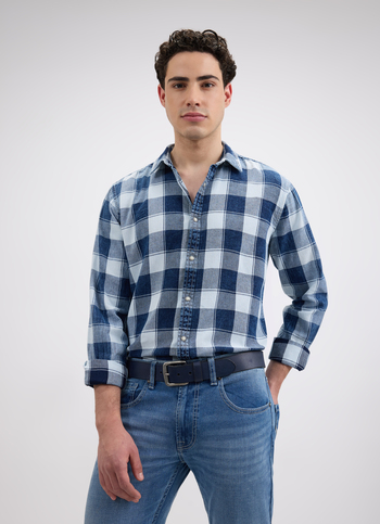 Men Indigo Check Full Sleeve Shirt
