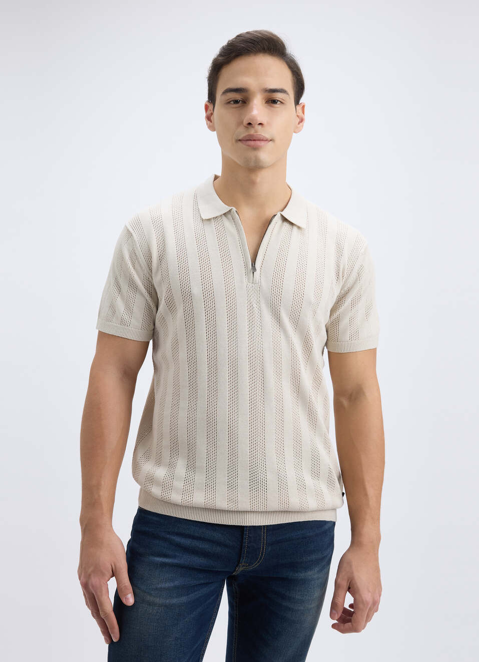 Men Grey Self Design Short Sleeve Zippered Flat Knit Polo, , large image number 1