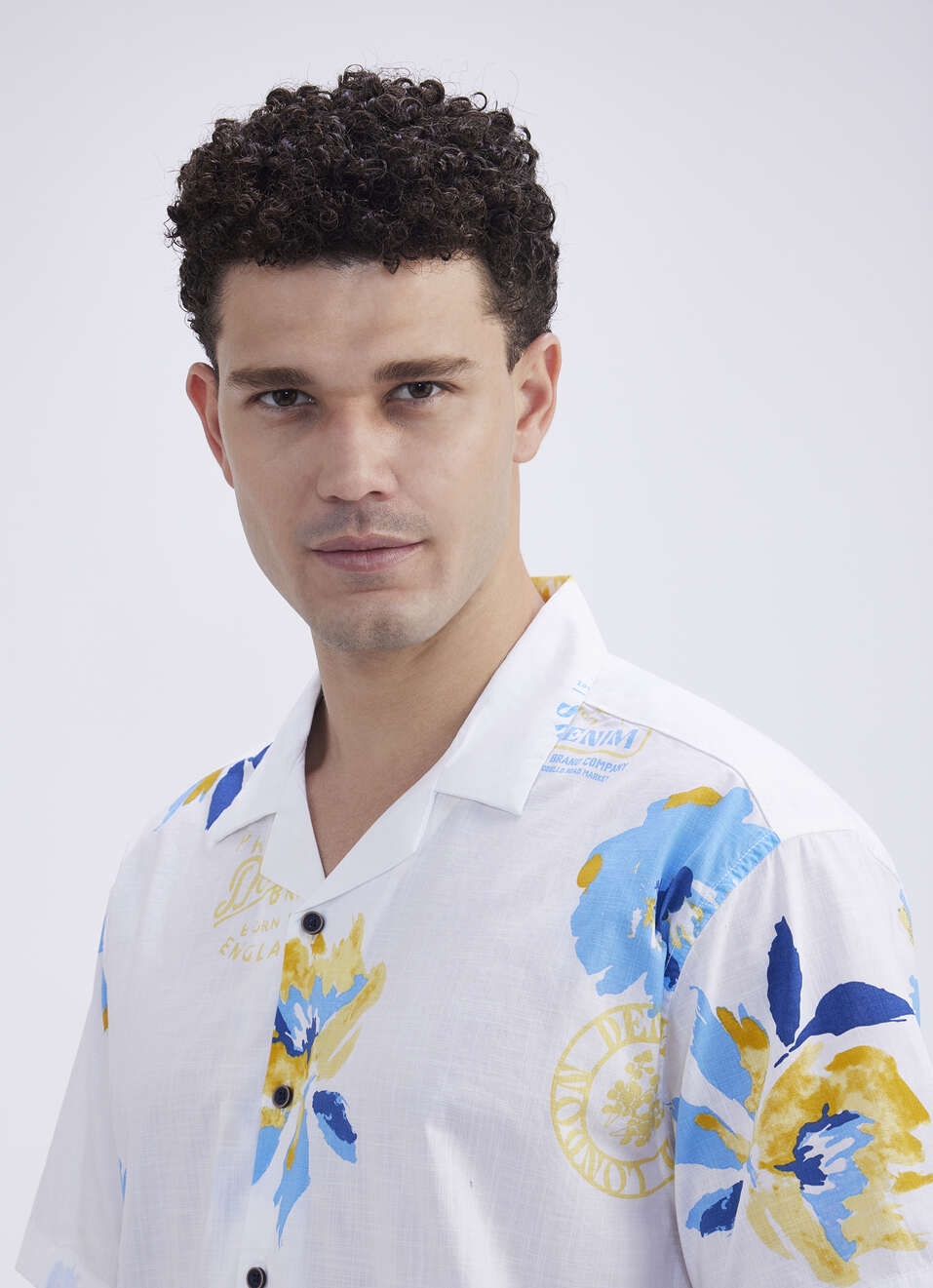 Men White Floral Print Short Sleeve Shirt, , large image number 4