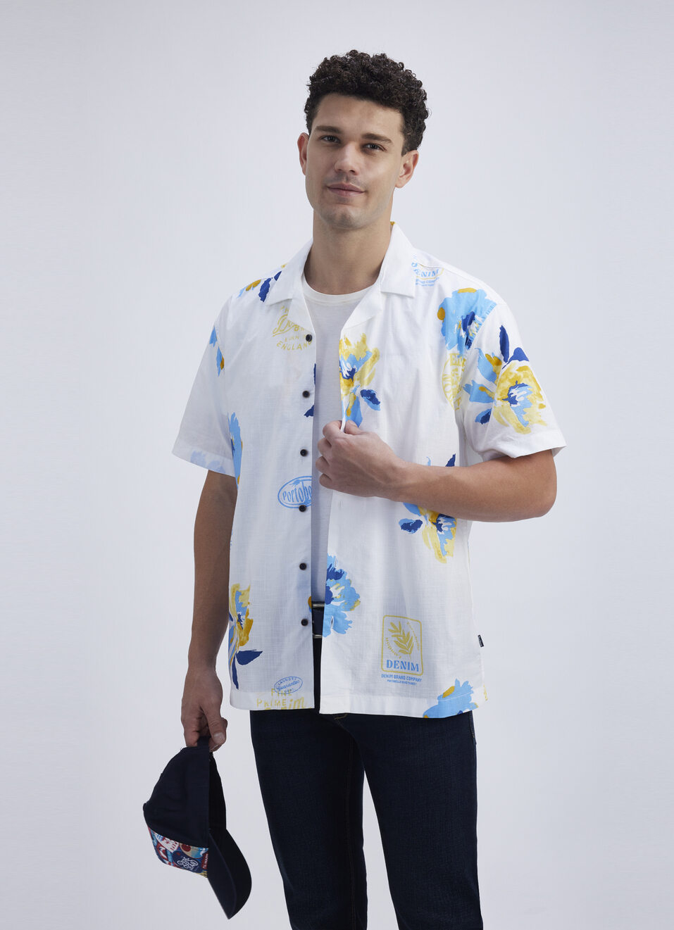 Men White Floral Print Short Sleeve Shirt, , large image number 0