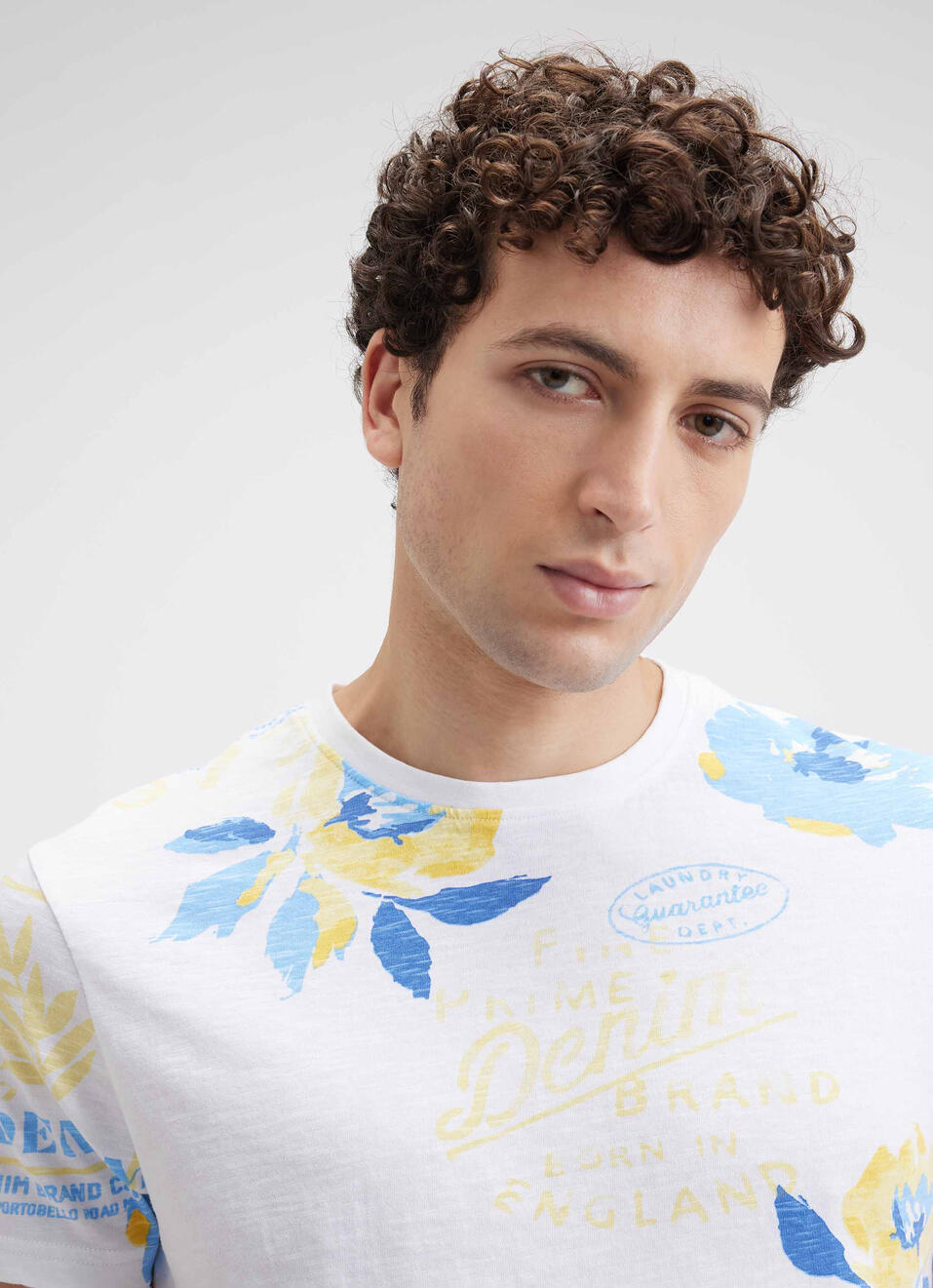 Men White Tropical Print Short Sleeve T-shirt, , large image number 4