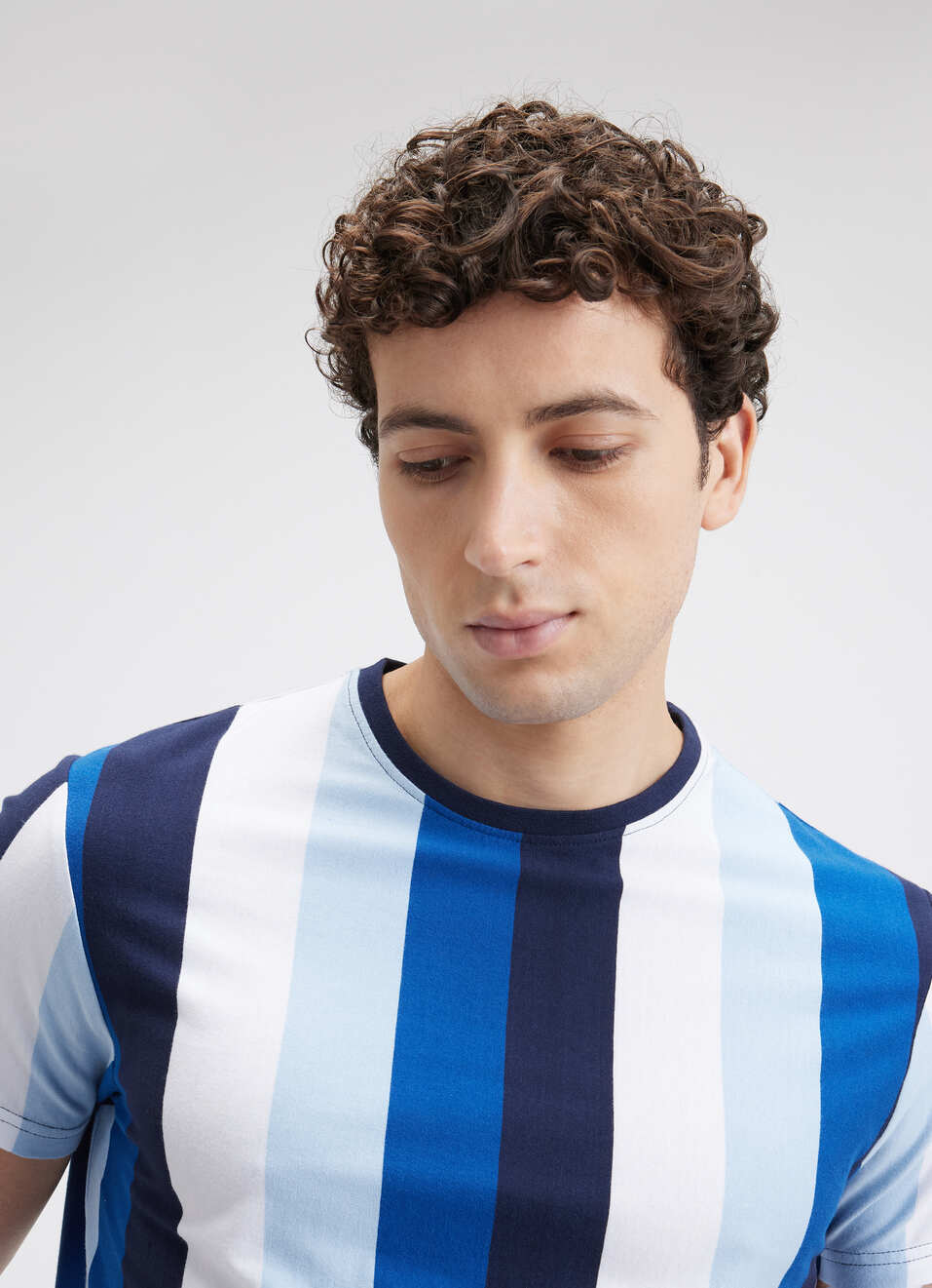 Men Navy Stripe Short Sleeve T-shirt, , large image number 4