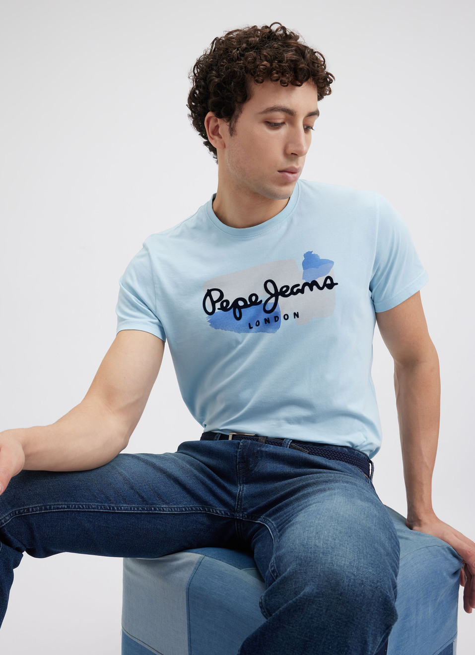 Men Blue Graphic Print Short Sleeve T-shirt, , large image number 0